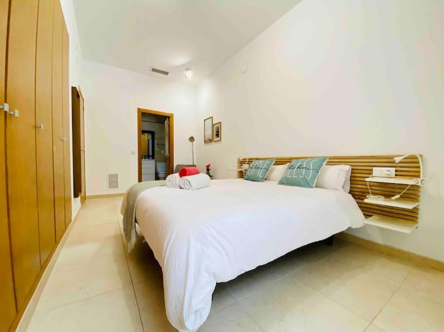 ולנסיה Stylish Apartment With Terrace On The Beachfrom מראה חיצוני תמונה