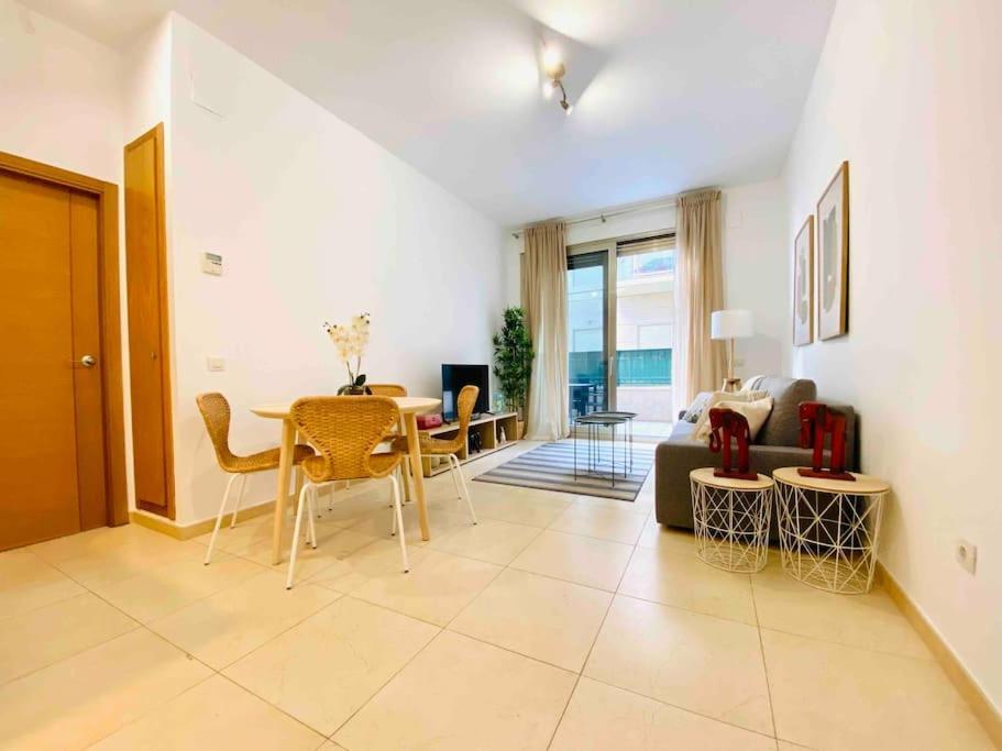 ולנסיה Stylish Apartment With Terrace On The Beachfrom מראה חיצוני תמונה
