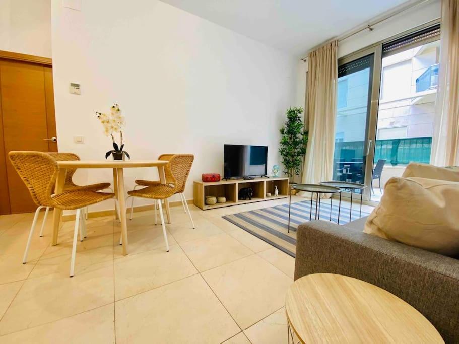 ולנסיה Stylish Apartment With Terrace On The Beachfrom מראה חיצוני תמונה